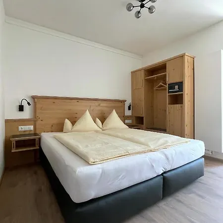 Hotel & Glueck Auf 3*