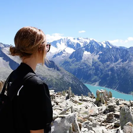 & Glueck Auf Ξενοδοχείο