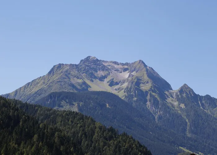 فندق & Glueck Auf