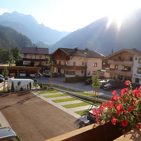 & Glueck Auf فندق